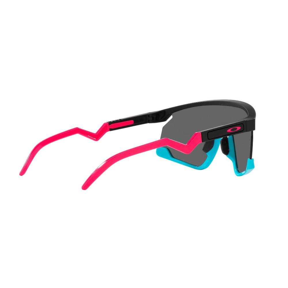 Oakley  Bxtr