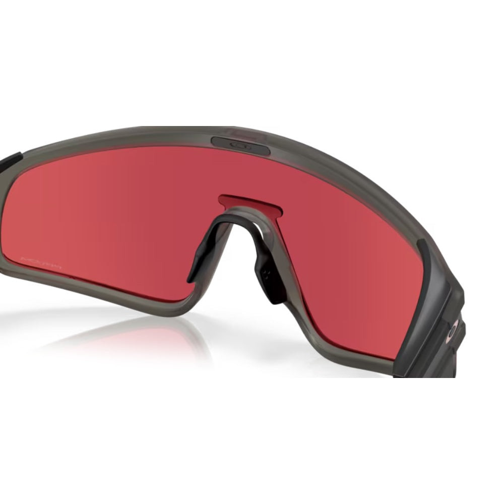 Oakley  Latch Panel   Lentes de Sol